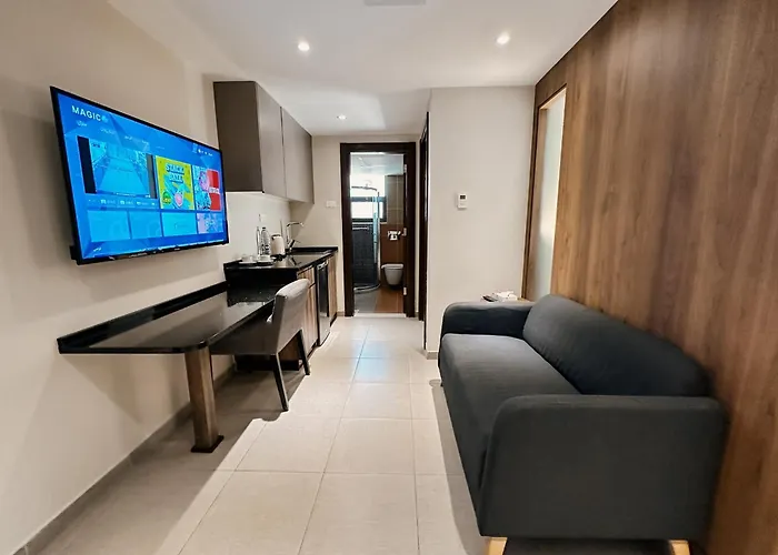 Celino Hotel